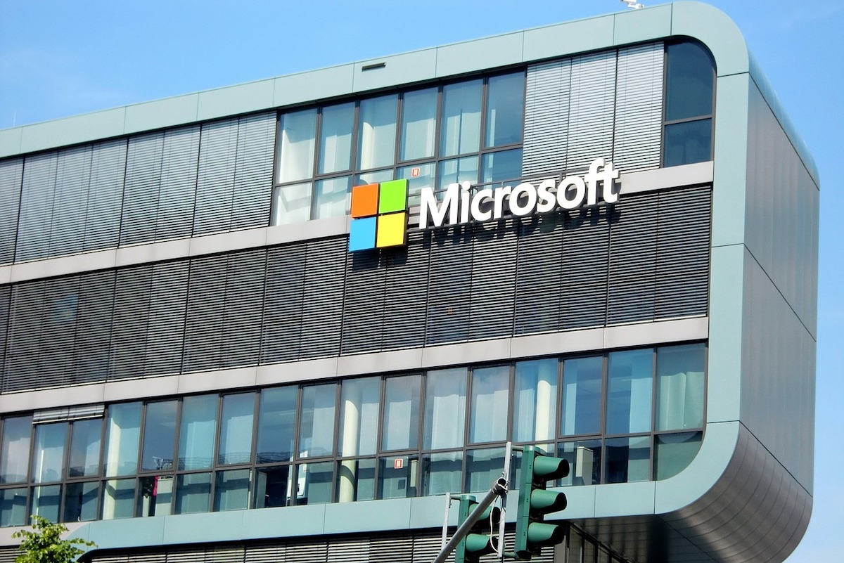 Корпорация Microsoft купит компанию по разработке ИИ за $16 млрд