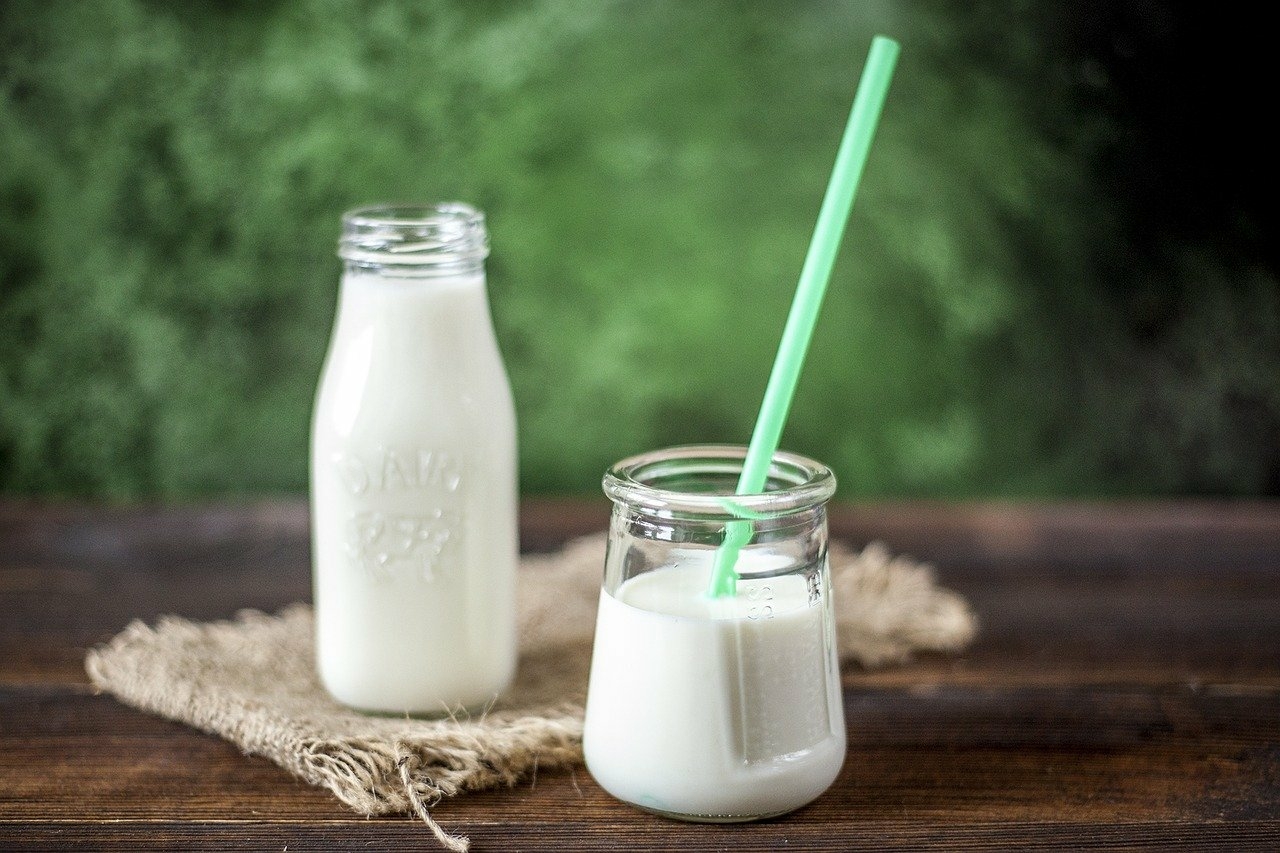 В девяти регионах России продают фальсификат молока