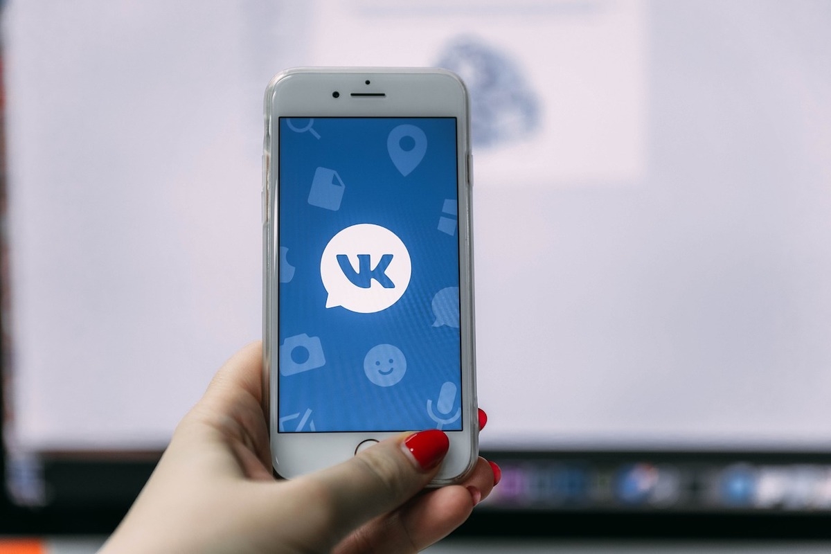 Во «ВКонтакте» появится голосовой помощник «Маруся»