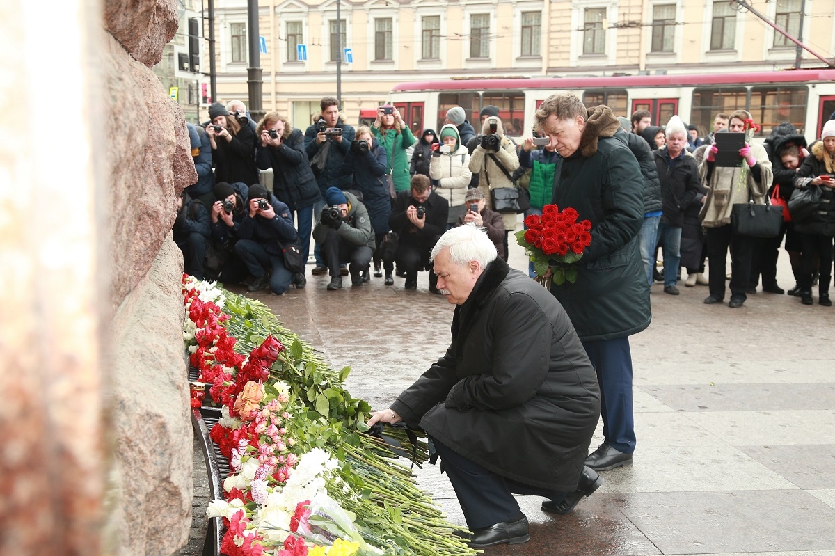 Память погибших в теракте в петербургском метро почтут 3 апреля