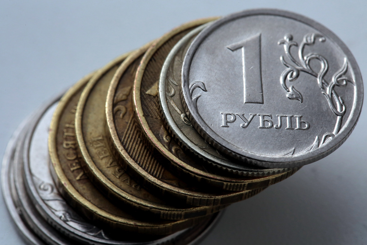 Эффективный курс рубля в августе вырос на 0,2%