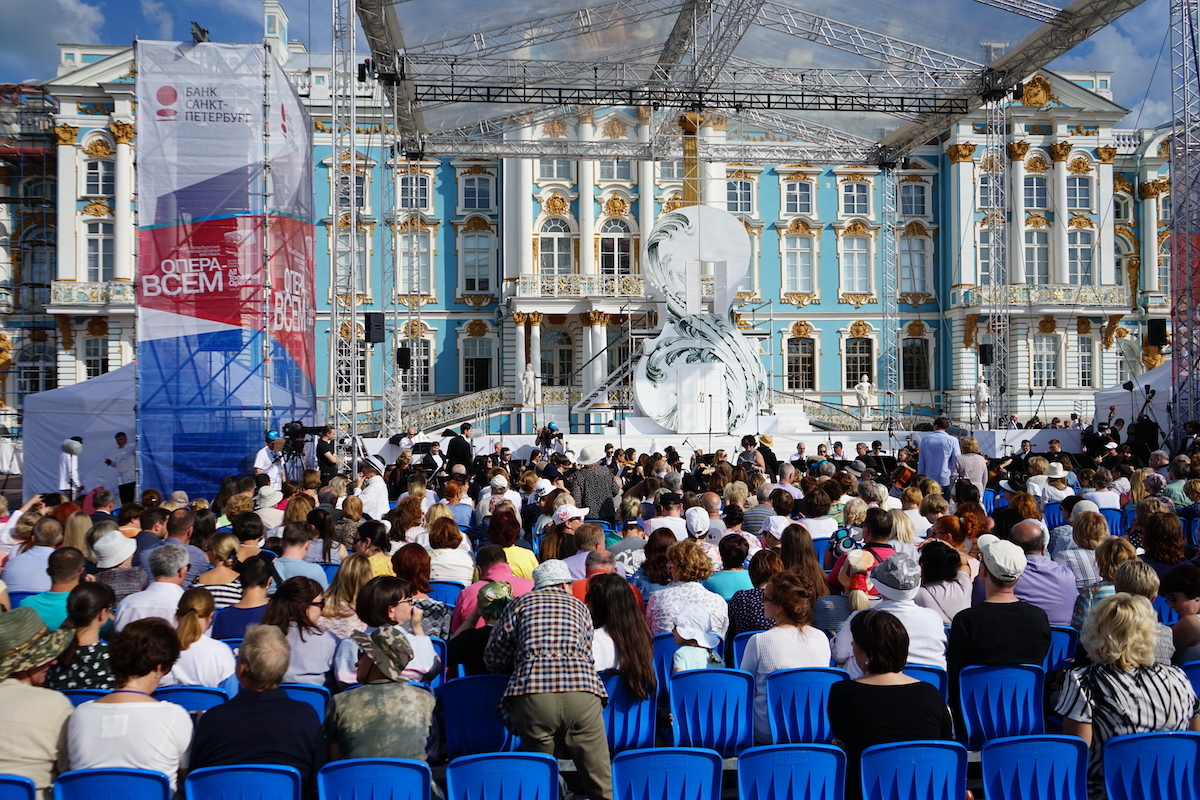 Фестиваль «Опера-всем» проходит в Петербурге под открытым небом