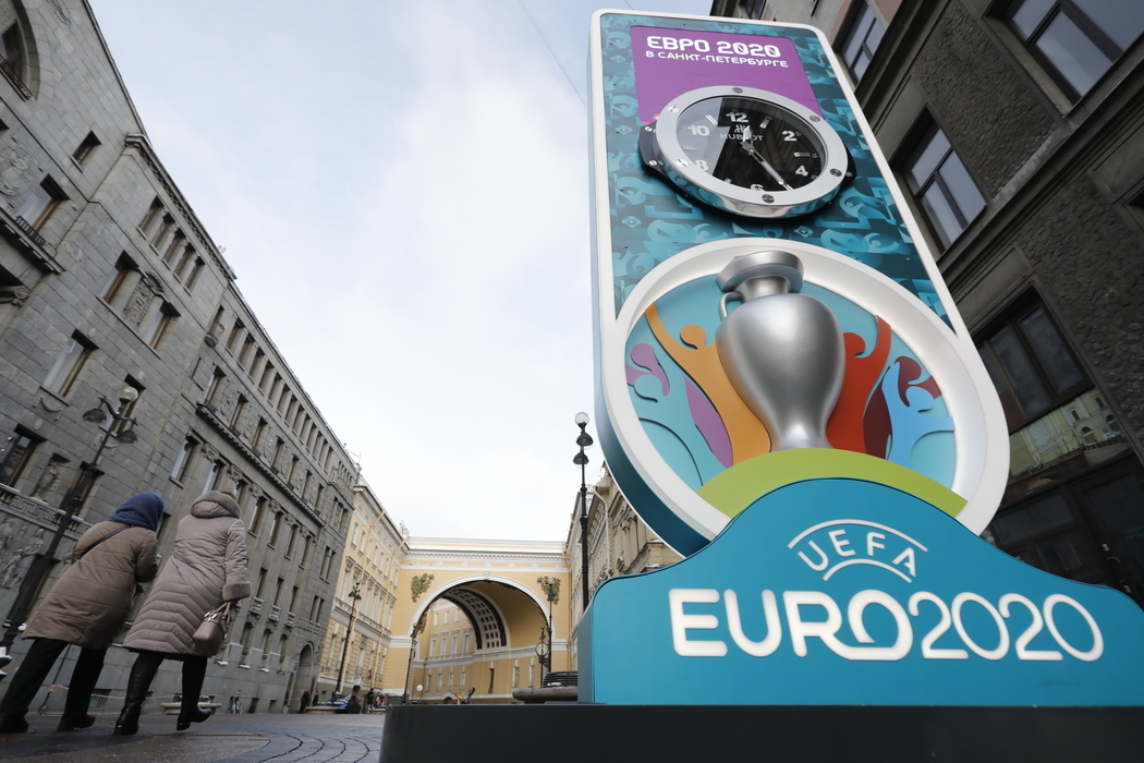 Петербург потратит больше 20 млн рублей на оформление улиц к Евро-2020