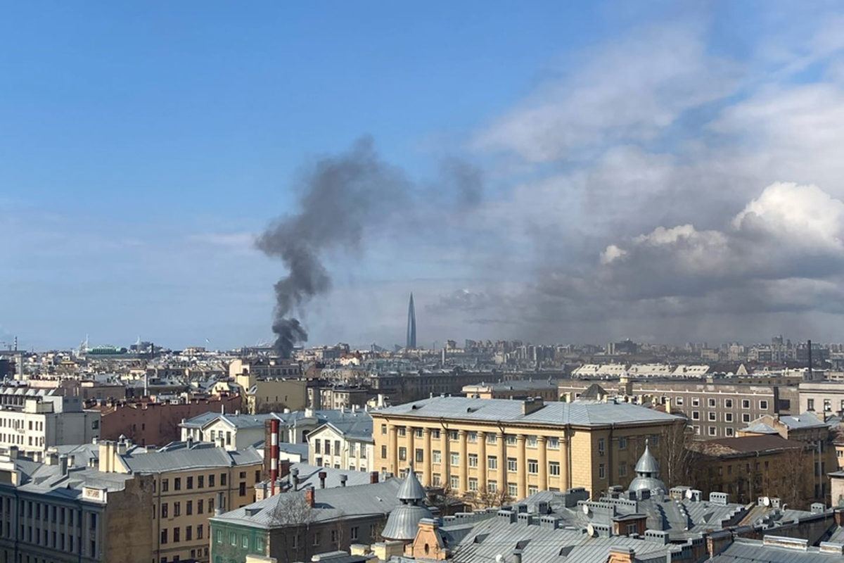 Спасатели локализовали пожар в доме Урвича на Петроградке