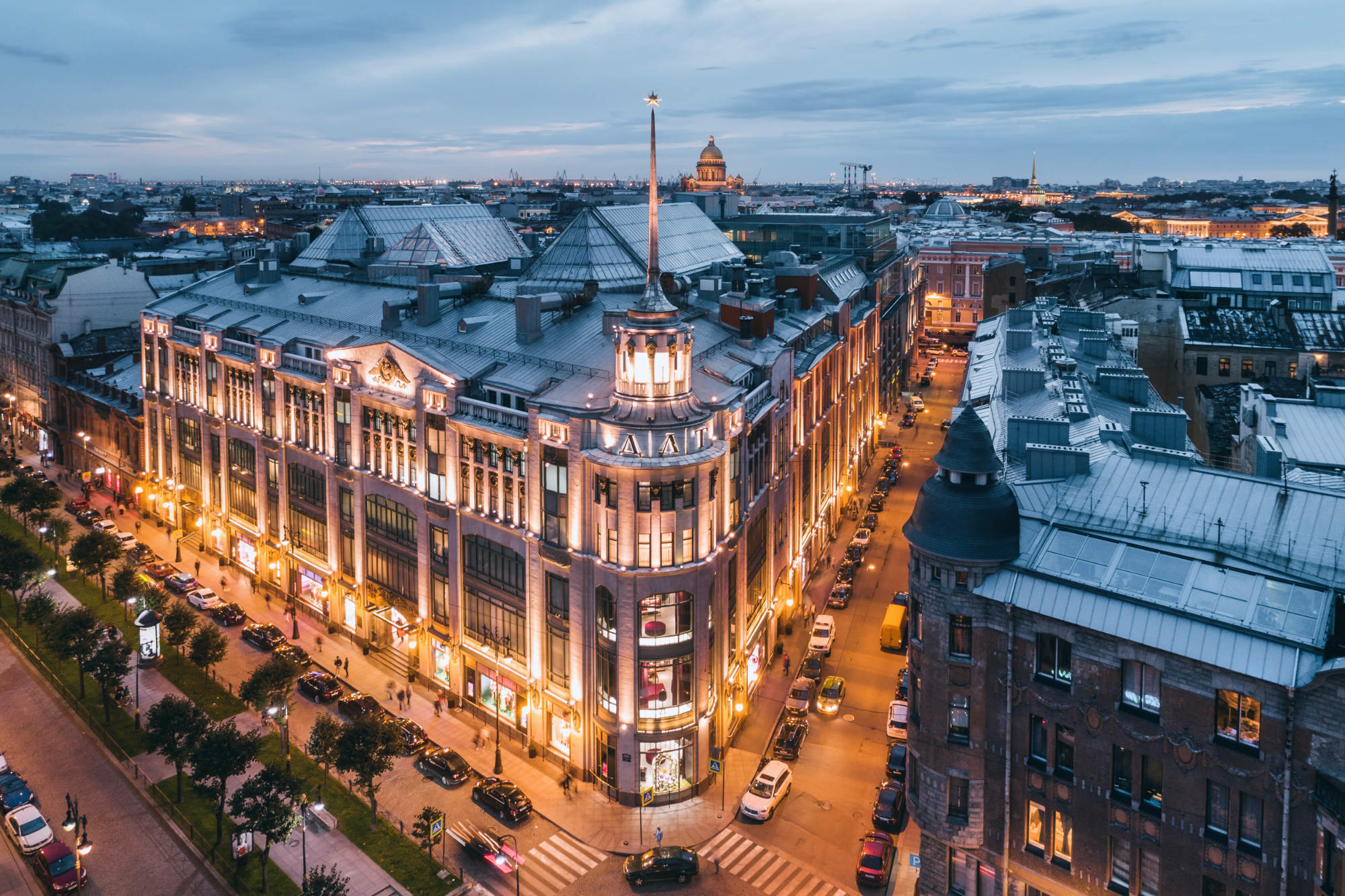 Старейший универмаг Петербурга может стать федеральным памятником