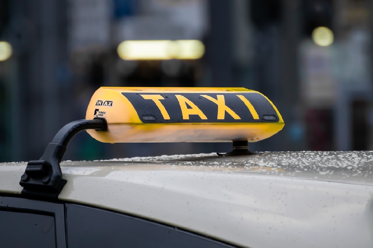 В Петербурге выберут лучшего водителя такси