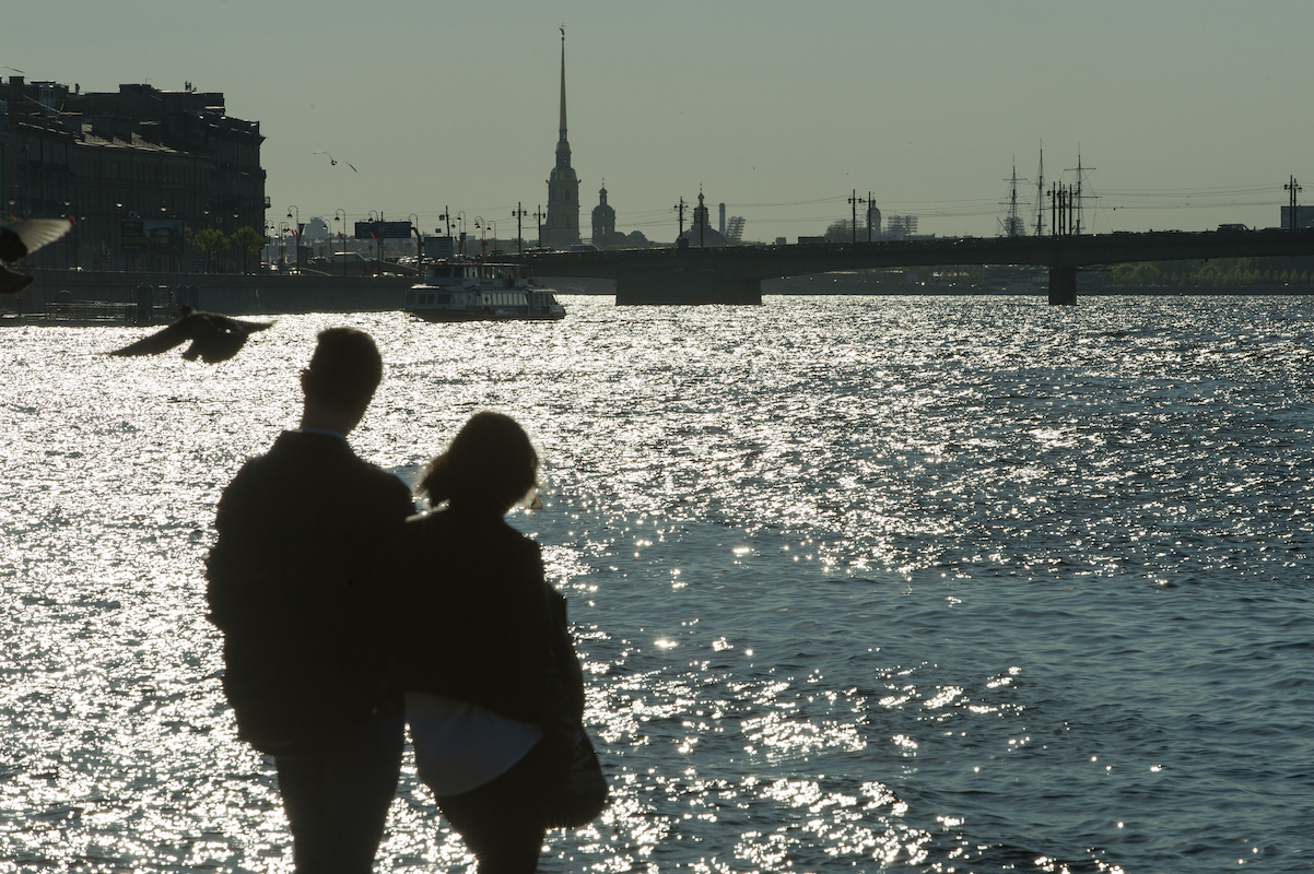 Петербург стал одним из самых популярных мест для романтичного отдыха в мае