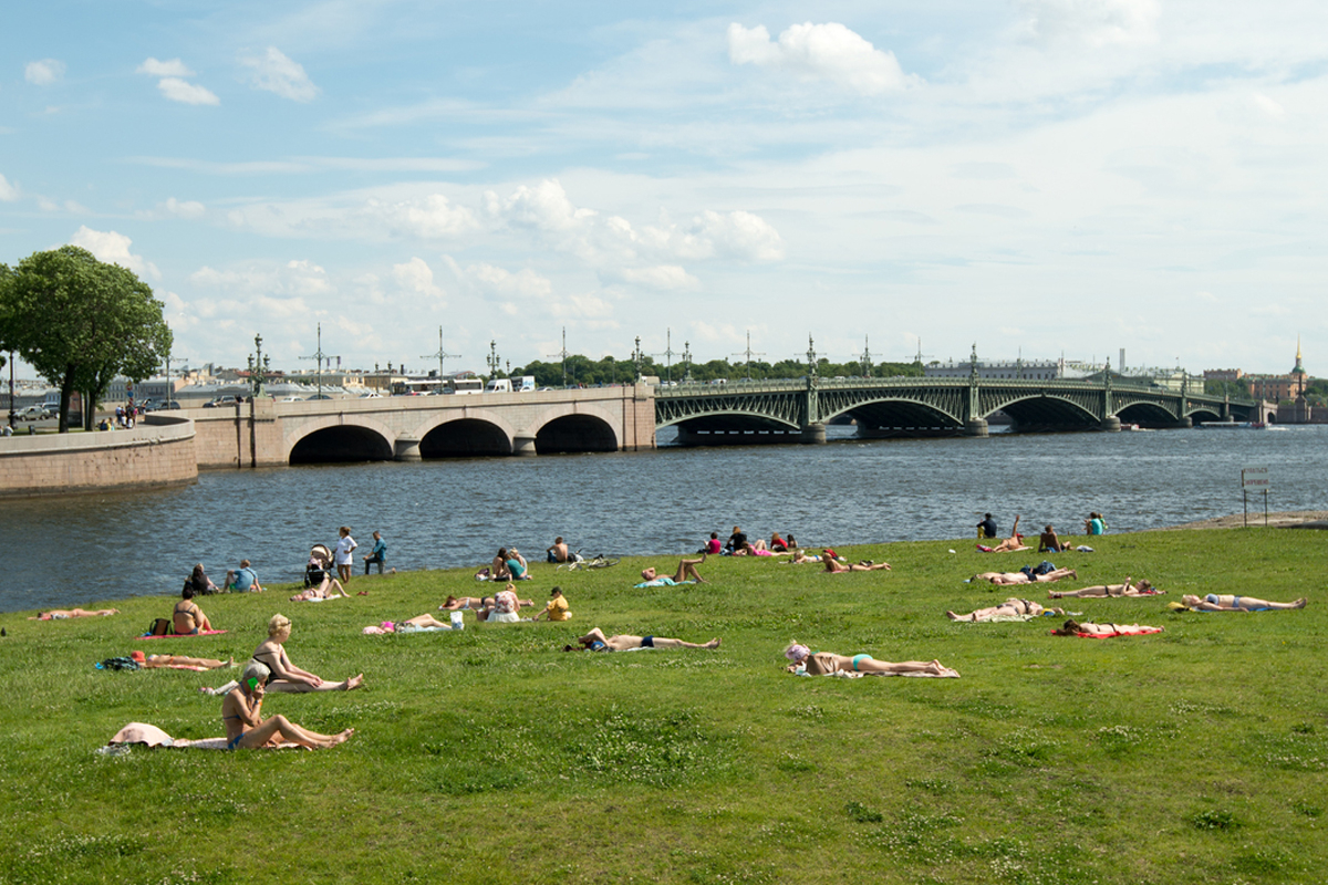 Температура воздуха в Петербурге в субботу упала ниже 30 градусов 