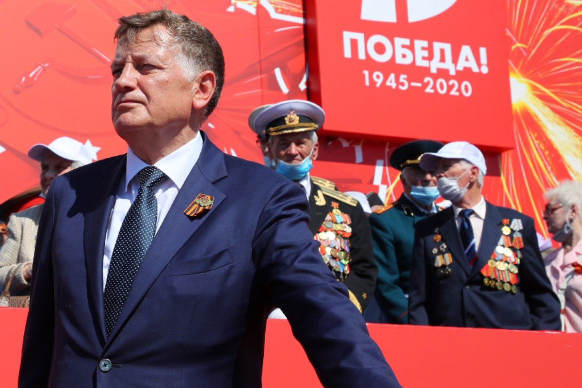 24 «за» депутатов: почему Макарова хотят оставить в Петербурге