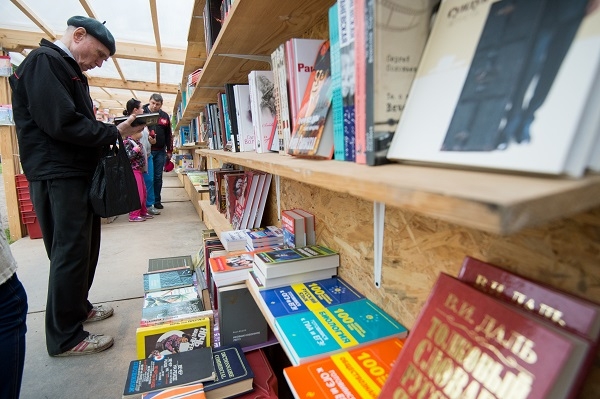 На Малой Конюшенной улице откроются Книжные аллеи
