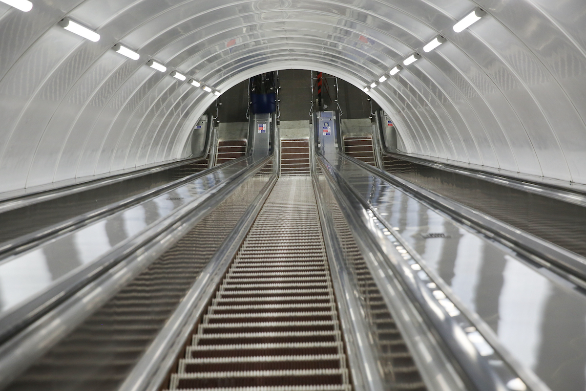 Расходы на строительство метро в Петербурге сократили вдвое