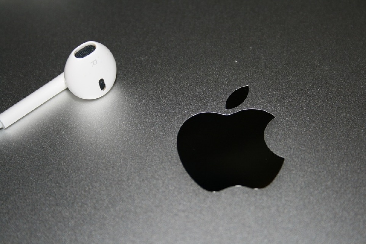Apple планирует увеличить производство за пределами Китая