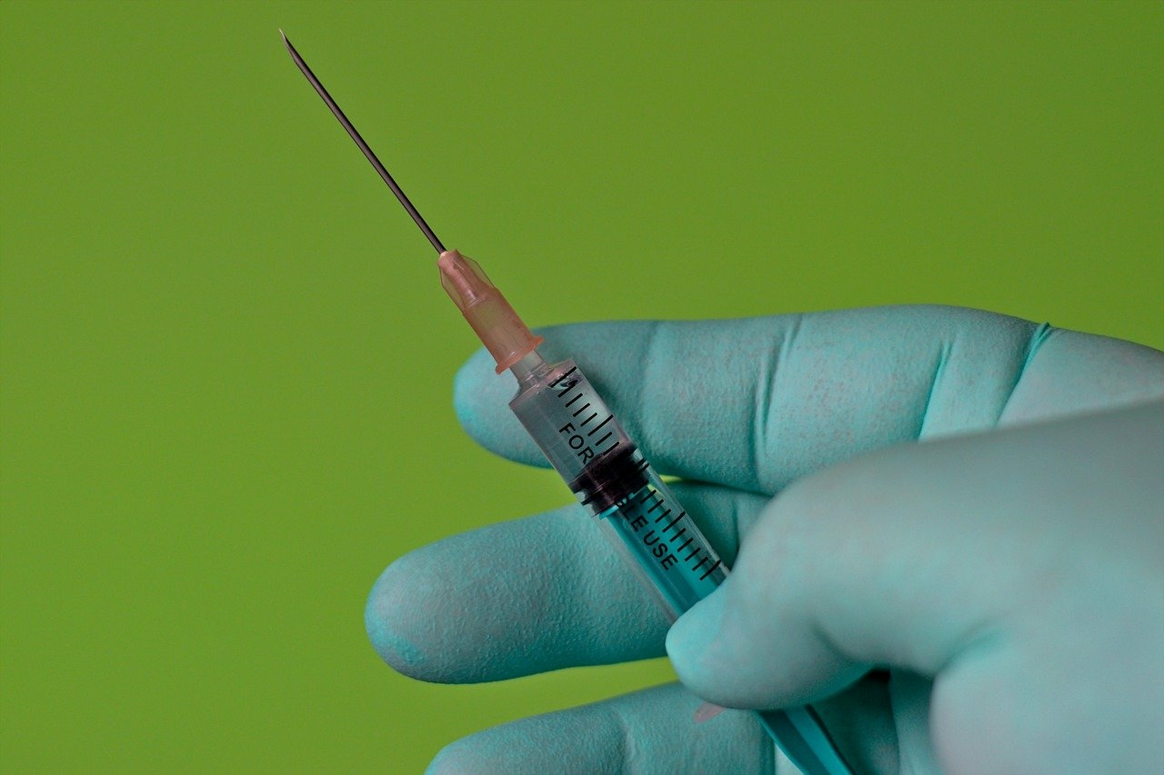 В России хотят ввести ответственность за призывы к отказу от вакцинации