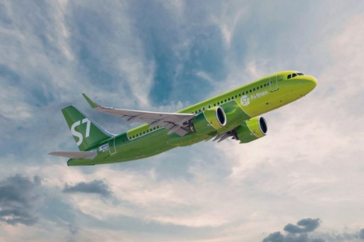 Самолёт s7 Airlines