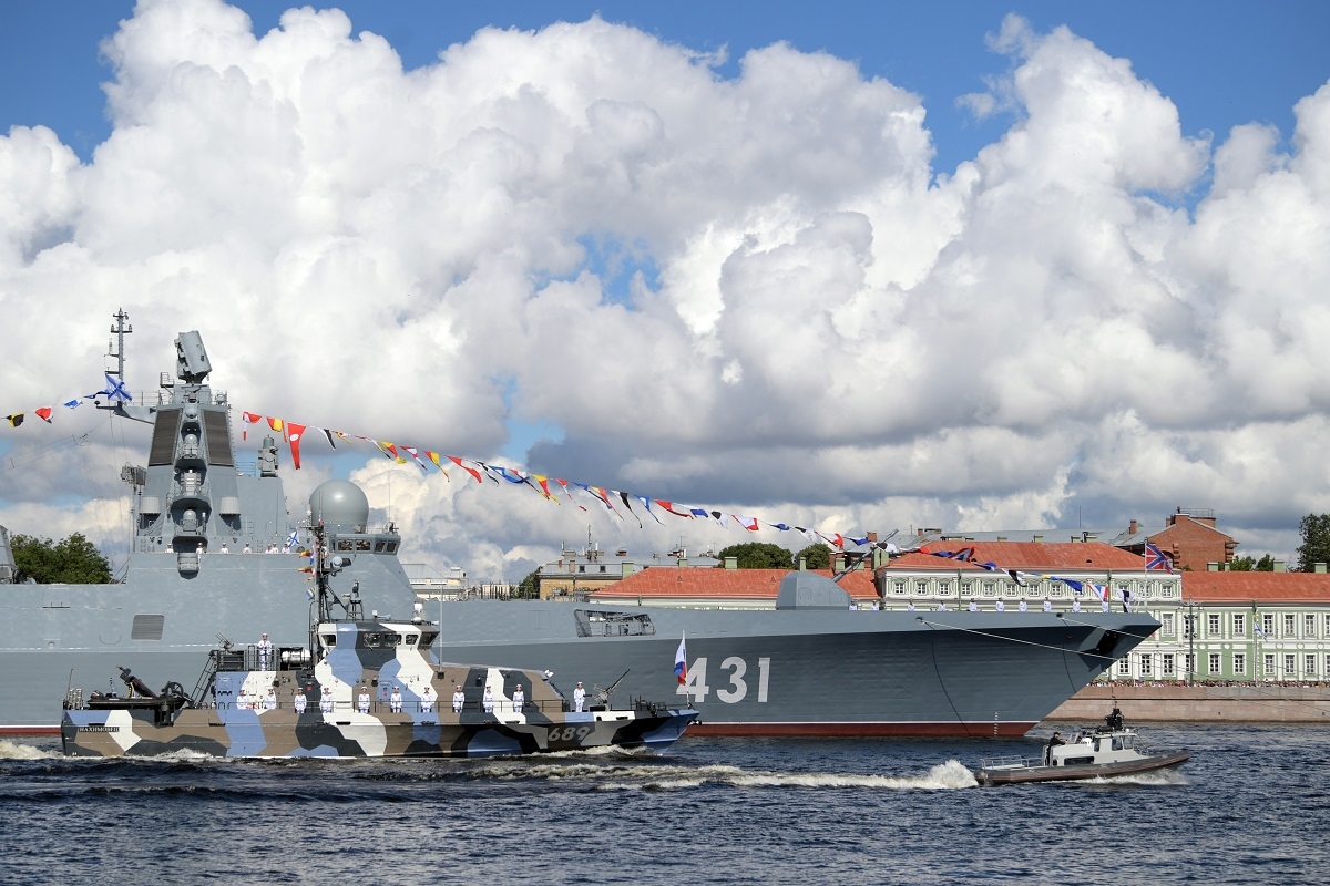 В четверг в Петербурге пройдет генеральная репетиция парада в честь Дня Военно-морского флота