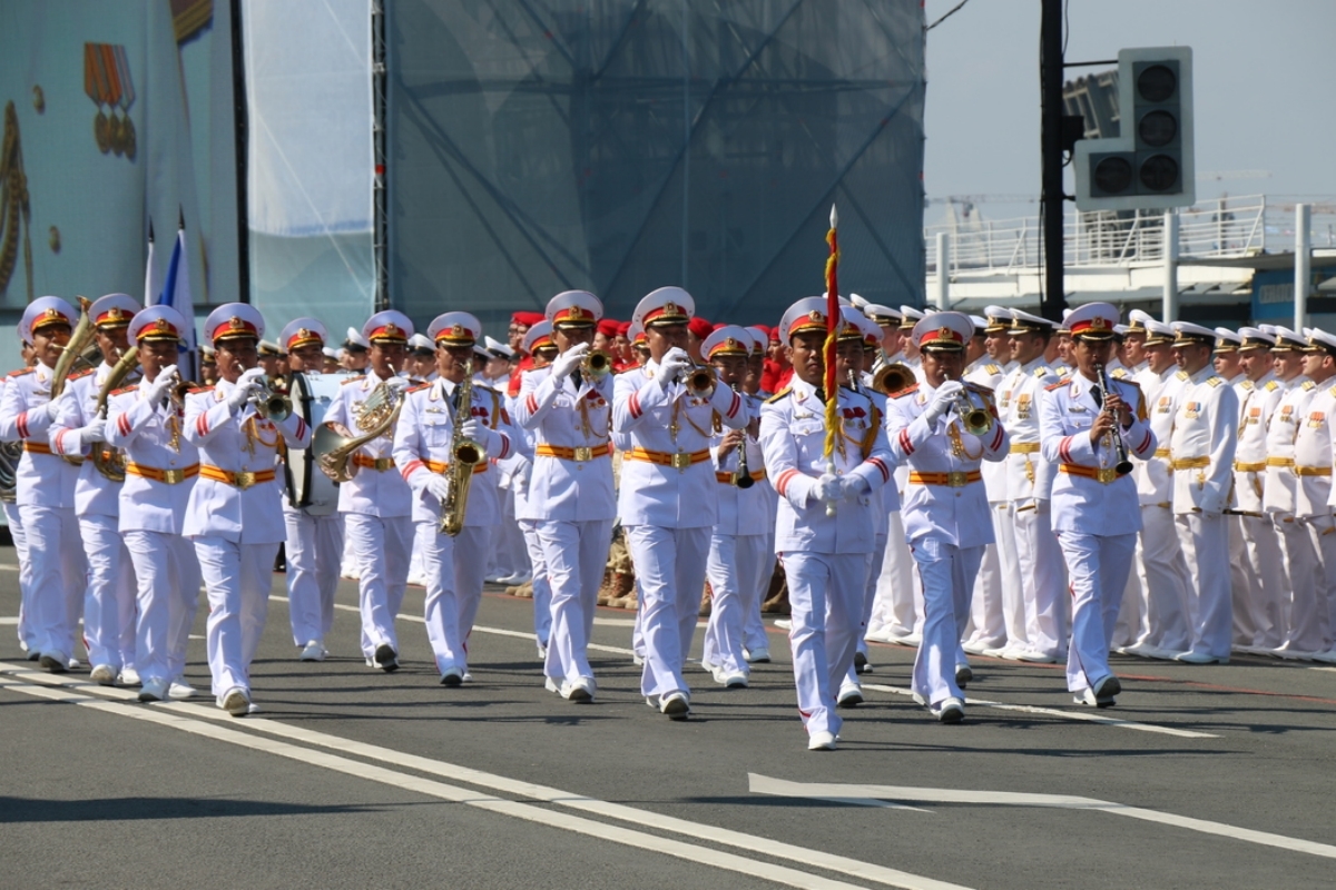 После парада ВМФ в Петербурге не заболел ни один военнослужащий