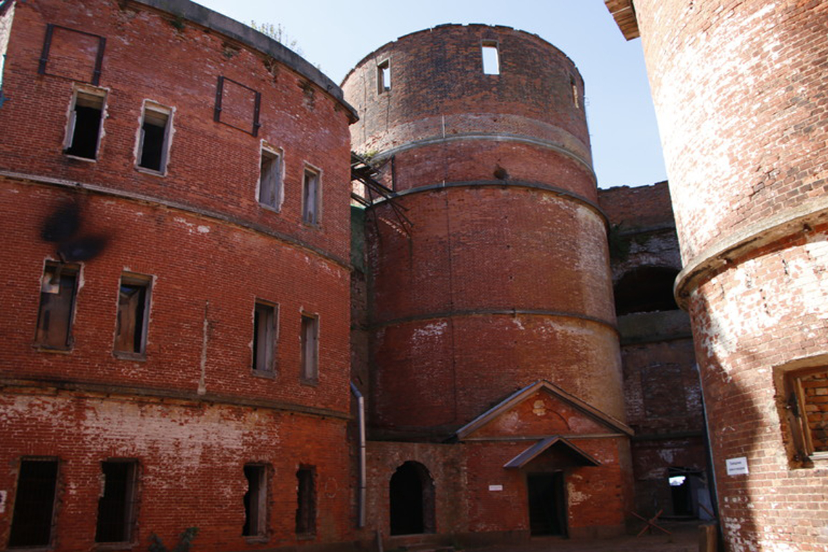 На реконструкцию фортов в Кронштадте выделят средства из резервного фонда