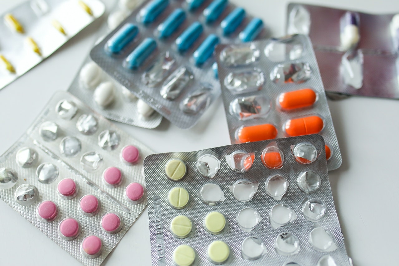 Процедуру закупки лекарств для детей с тяжелыми заболеваниями упростили в России