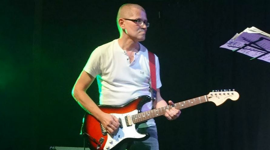 В Петербурге скончался гитарист советской группы «Зоопарк» Александр Храбунов