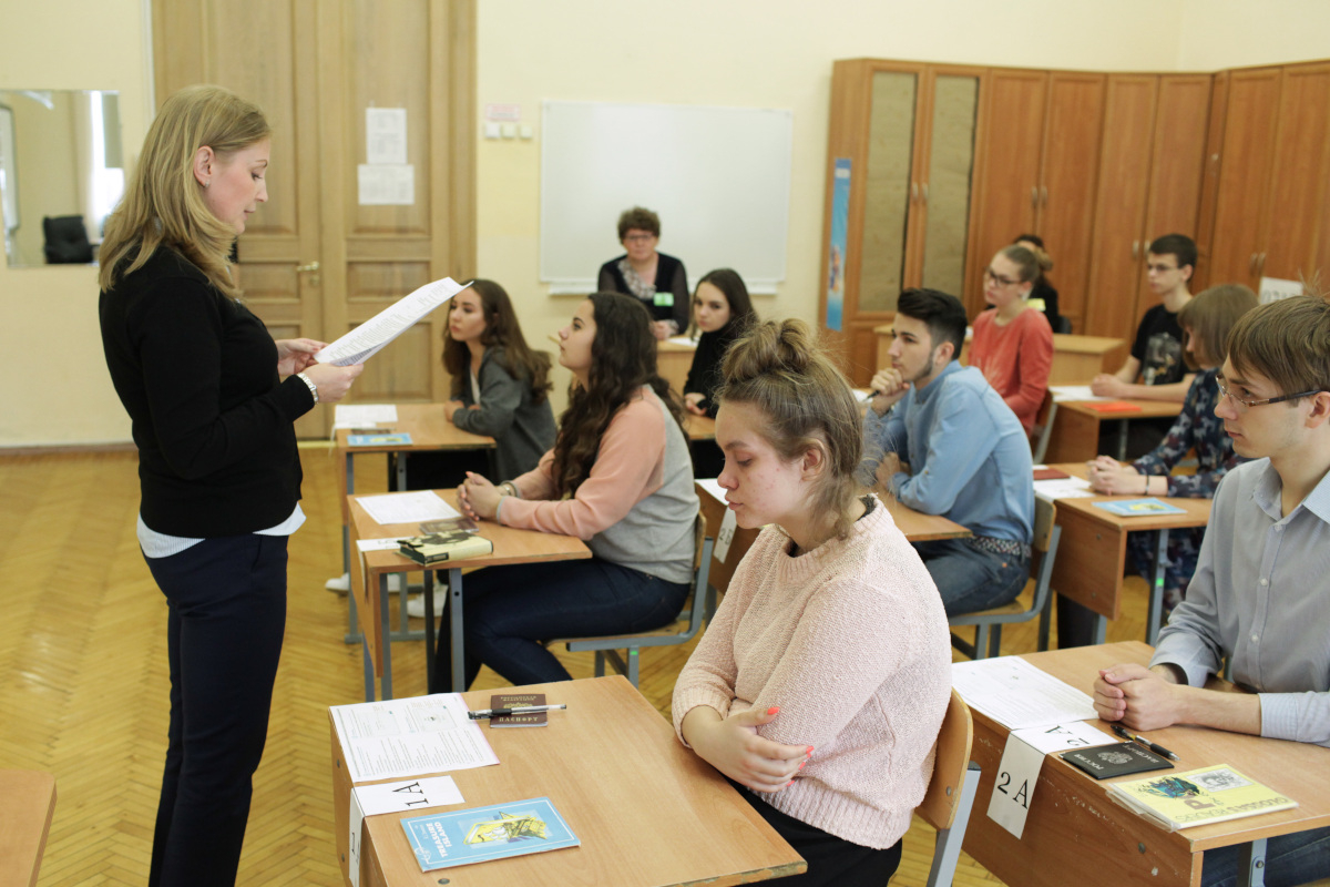 Российских школьников хотят проверять на курение