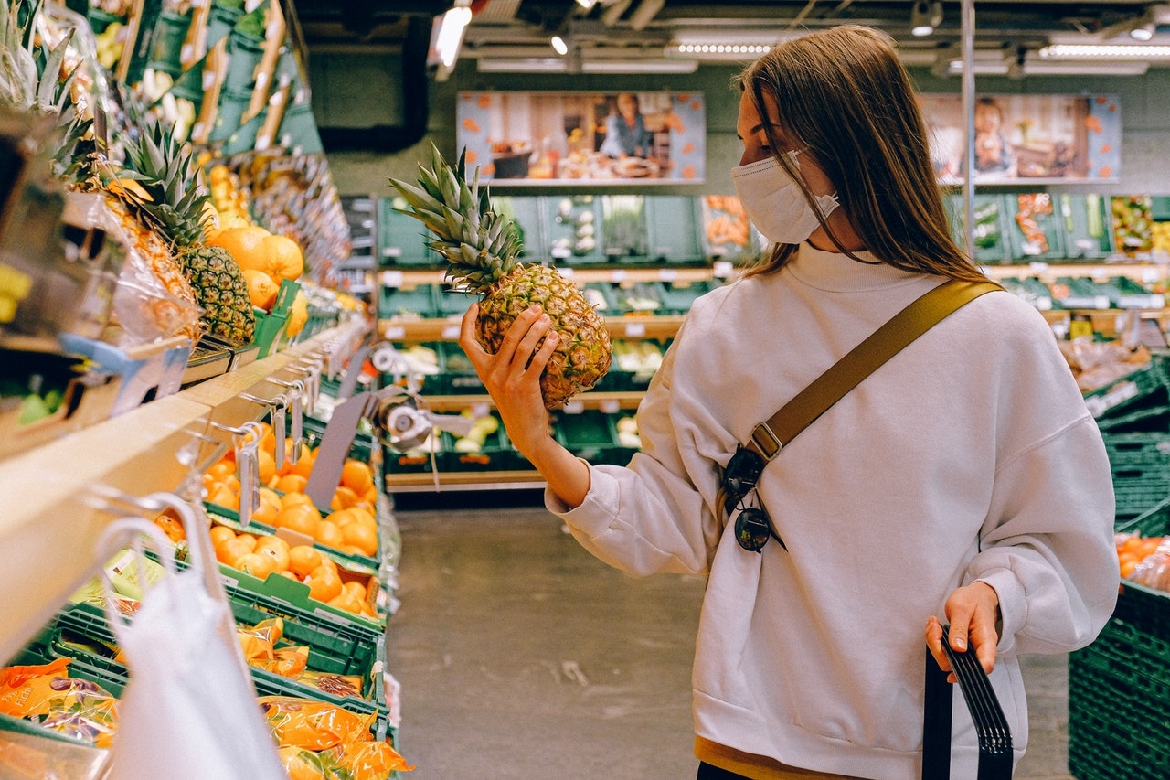 В России ожидается рост цен на фрукты и овощи к Новому году