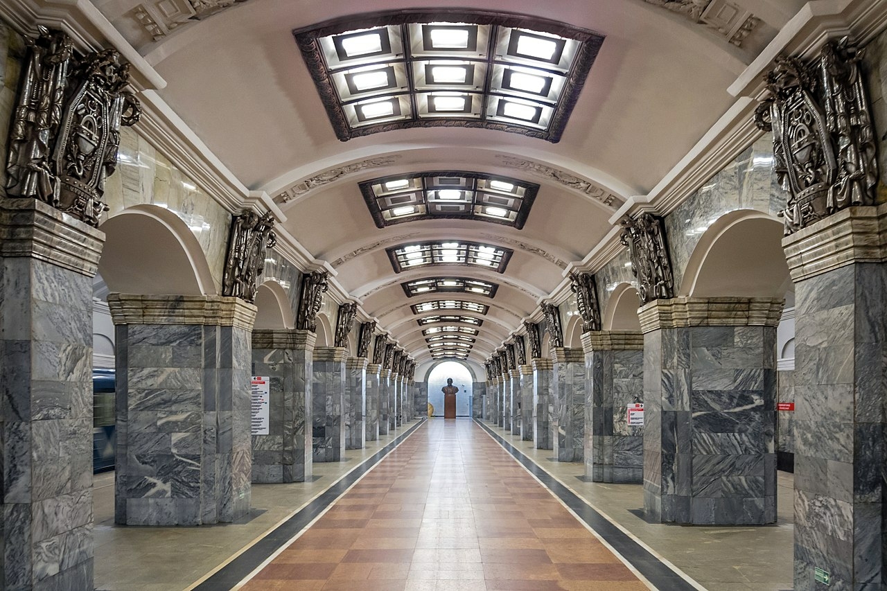 Кировский завод метро. Станция Кировский завод Санкт-Петербург. Кировский завод Санкт-Петербург метро. Питер метро Кировский завод. Кировский завод метро СПБ.