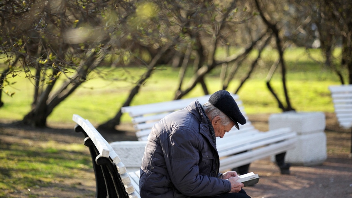 8,6 млн работающих пенсионеров РФ не проиндексируют пенсии с 1 января 2022 года