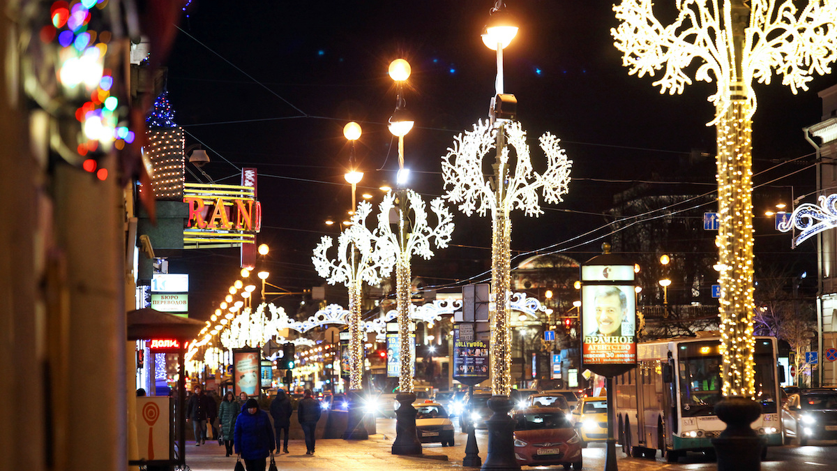 Улицы Чудова Новгородской области украсят новогодними консолями и гирляндами