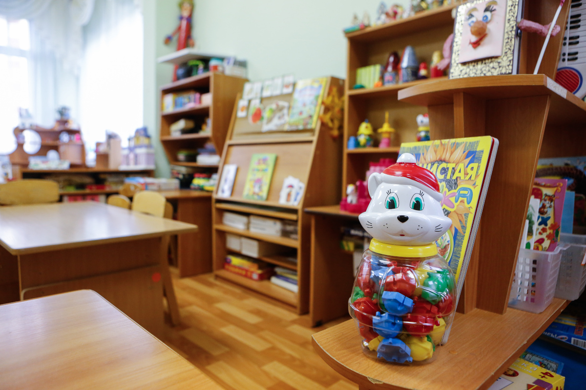 Из-за COVID-19 и ОРВИ в детских садах Петербурга закрыли более 20 групп