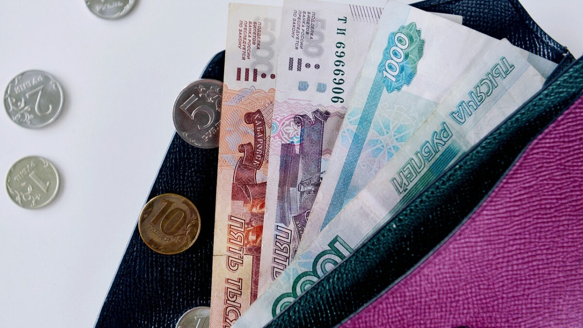 Пенсионеры получат 10 тыс. рублей вместе с пенсией в 2022 году