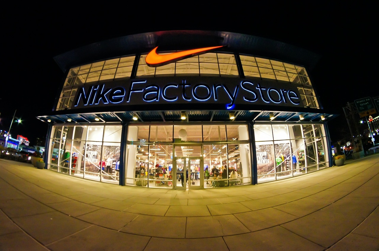 Компания Nike получила иск от российских потребителей