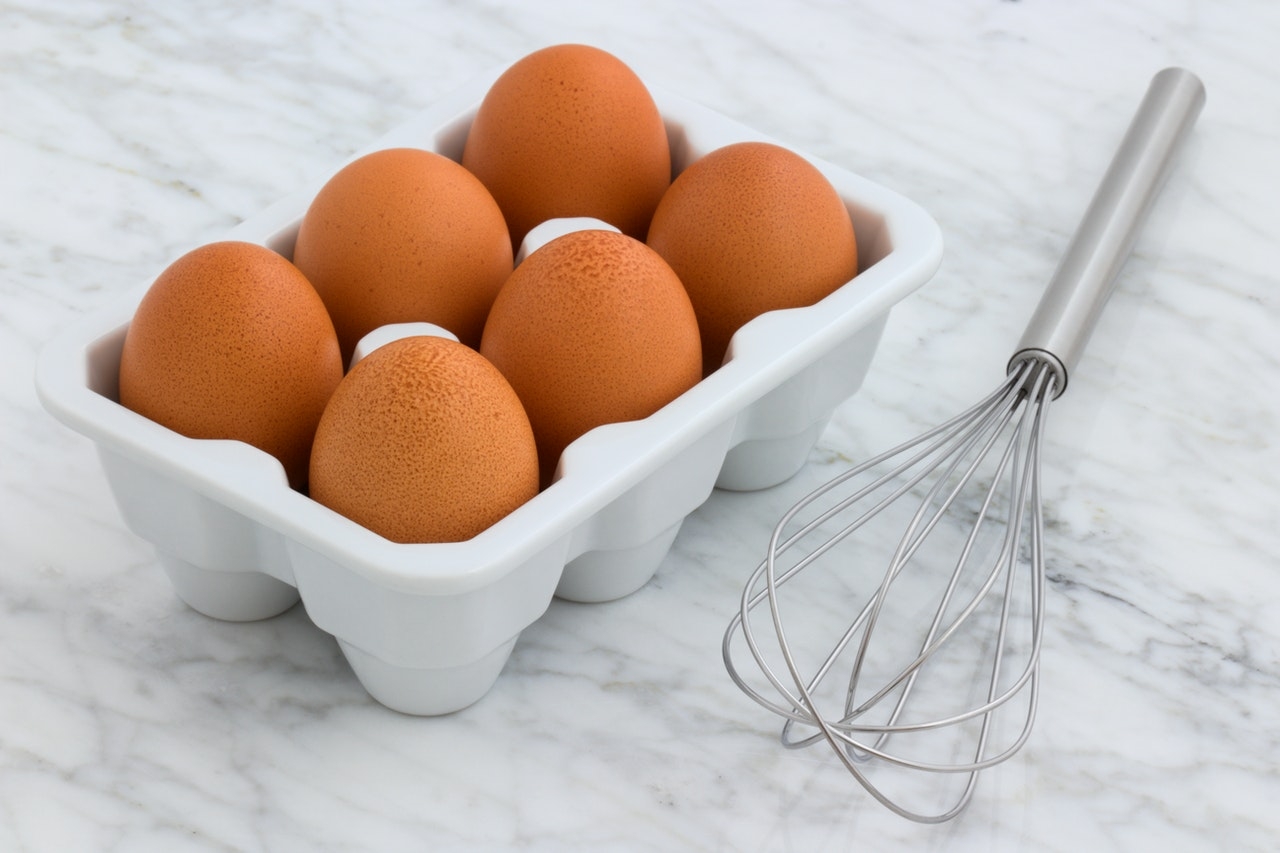 Sohu: употребление недоваренных яиц может вызвать отравление