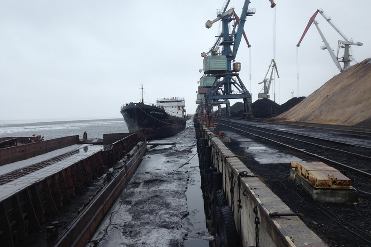 В России утвердили план развития Северного морского пути