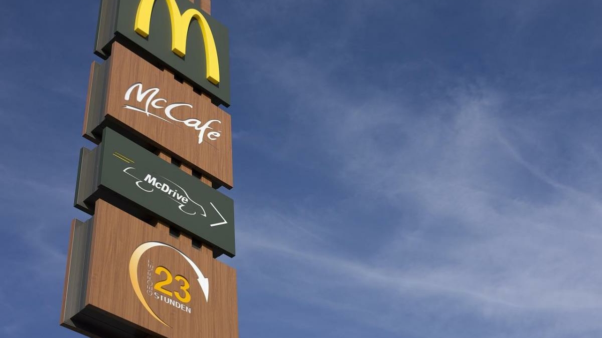ФАС получила ходатайство о покупке активов партнера «Макдоналдс» в России
