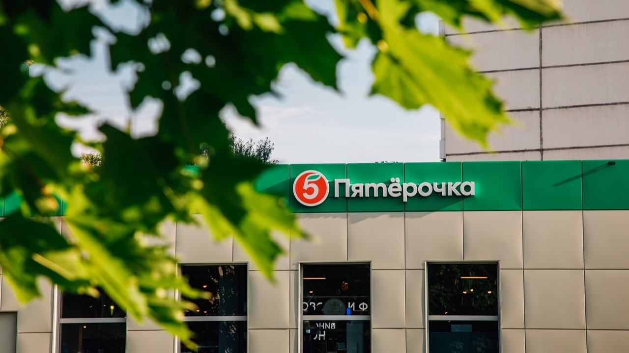 Владелец «Пятерочки» и «Перекрестка» принял непростое решение о бонусной программе в РФ