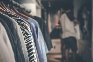 Уход крупных модных брендов изменил рынок одежды в РФ