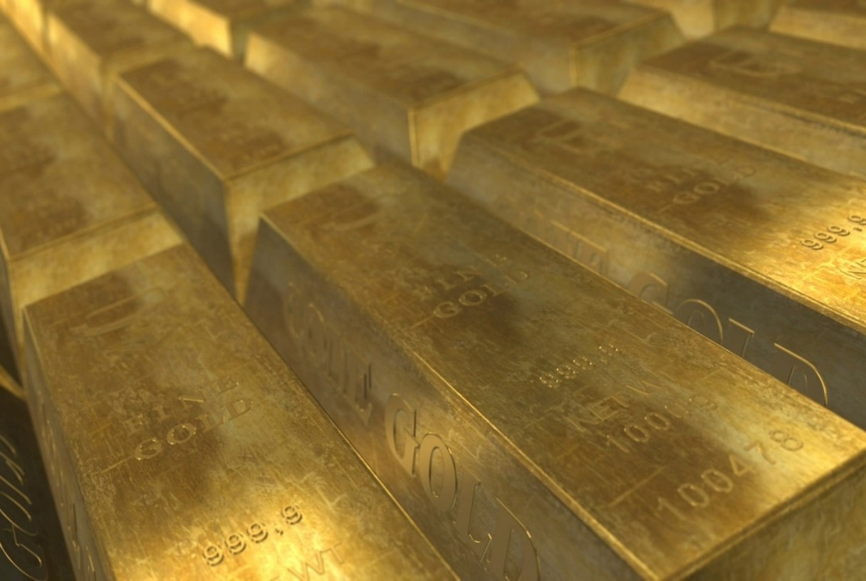 Санкции на российское золото могут еще больше обогатить Москву