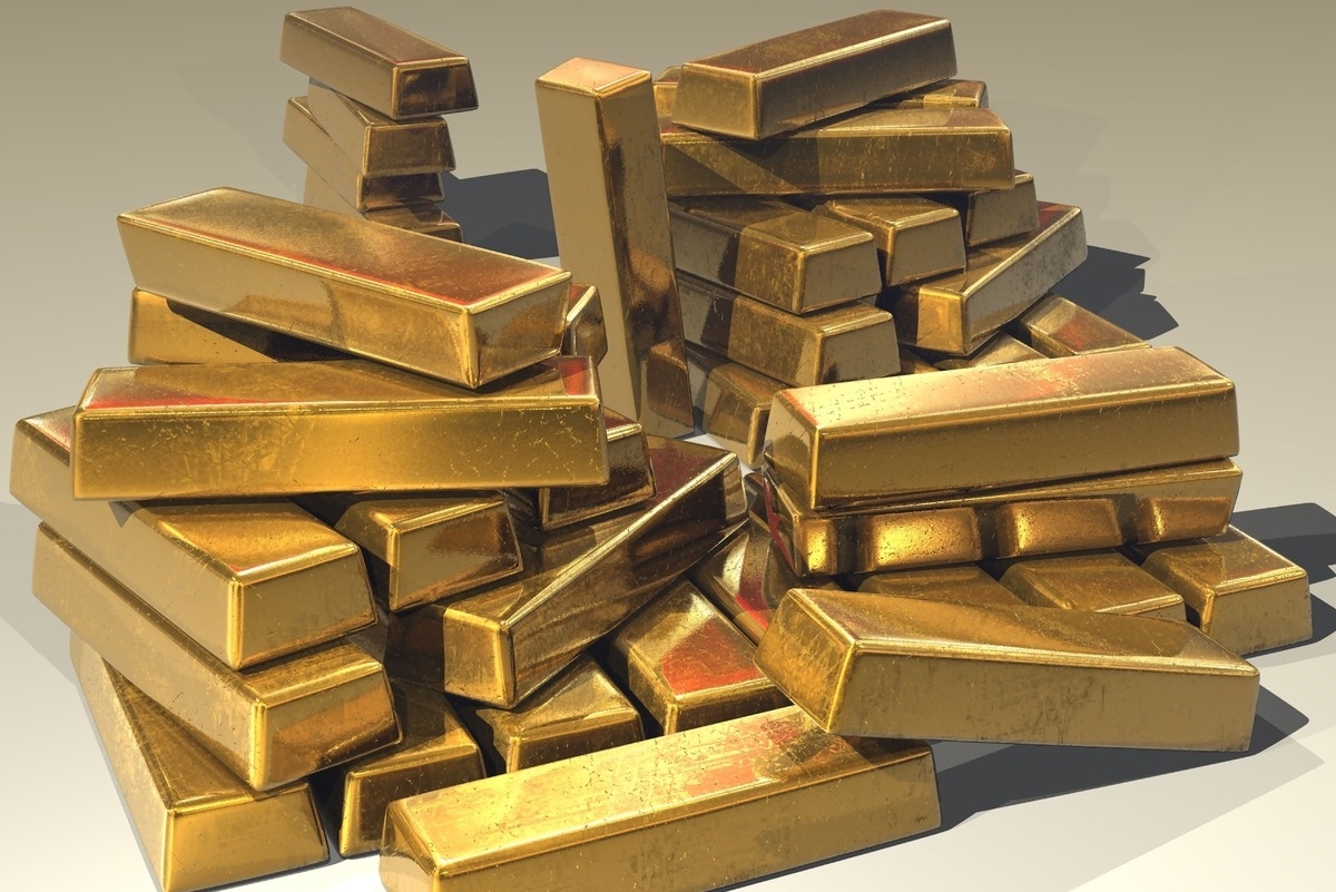 Россия может начать продавать золото за рубли