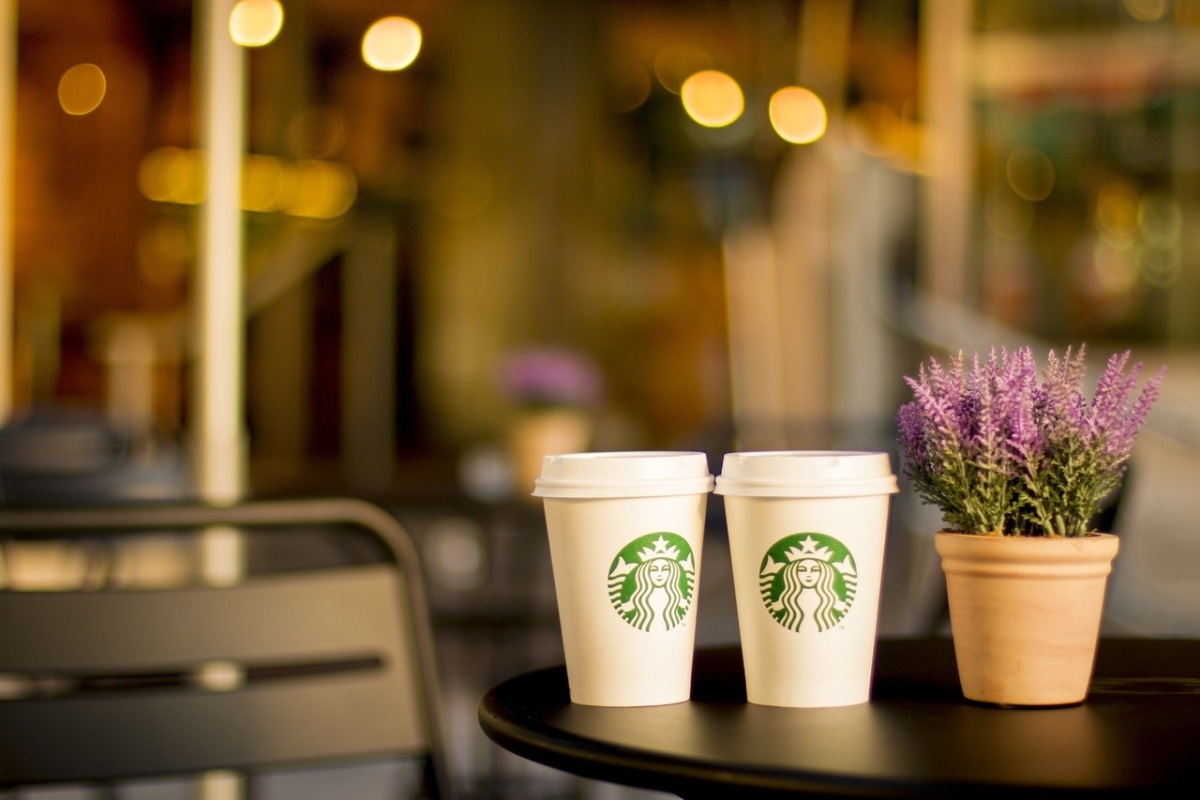 Starbucks откроются в Москве после смены владельцев
