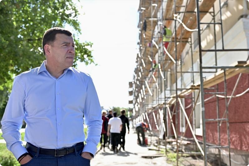 Губернатор Куйвашев проверил выполнение поручения по реконструкции памятников в Ирбите
