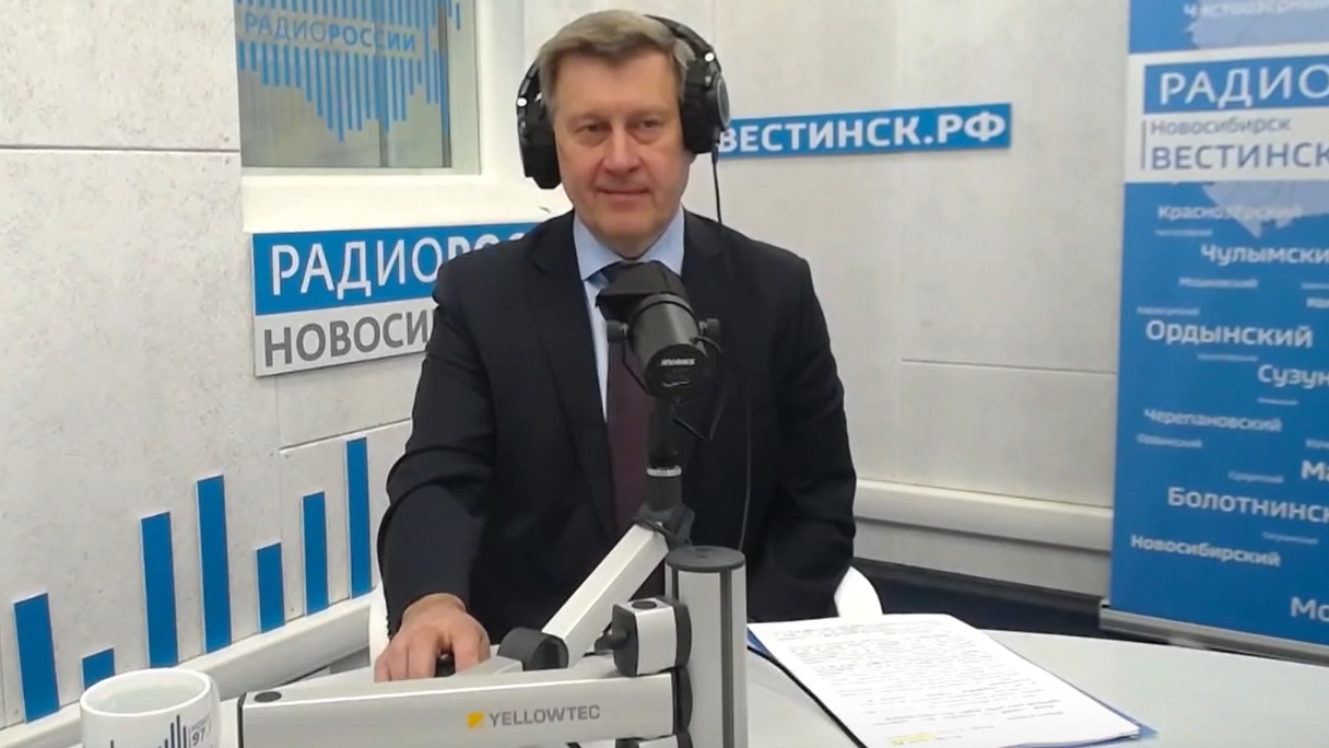Глава Новосибирска Локоть: больше половины расходной части бюджета идет на образование