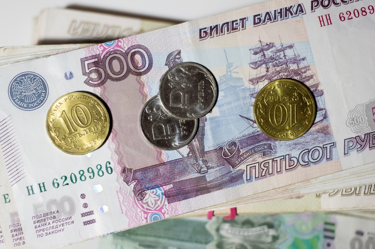 В России сократилась задолженность по зарплате
