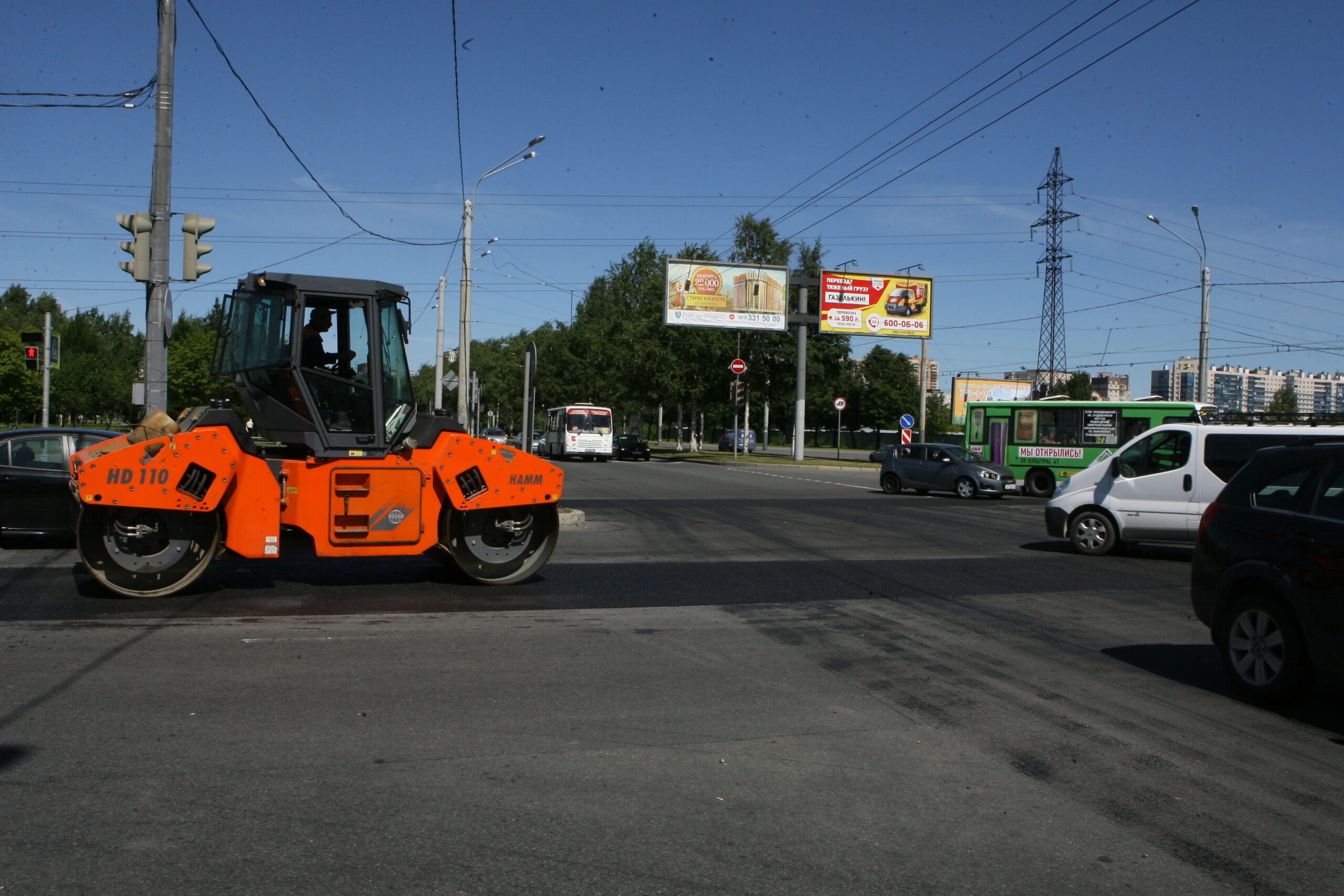 Петербург и Ленобласть отремонтируют около 85 подъездных дорог к СНТ