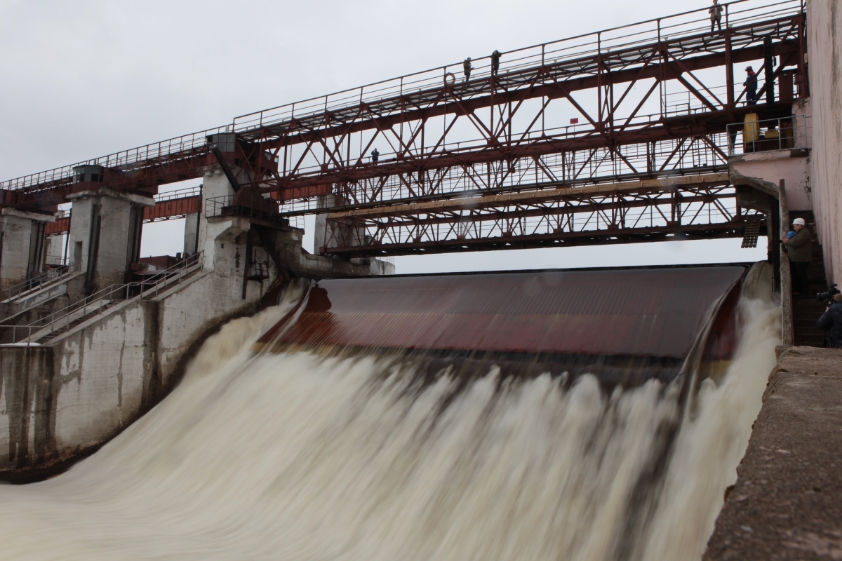 УФАС Петербурга поставил на паузу капремонт ГЭС после победы «ССМ»