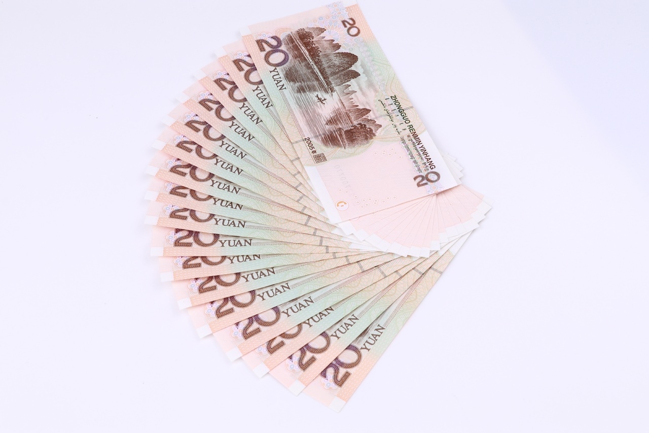ЦБ РФ сообщил препятствия для перехода на расчеты в дружественных валютах