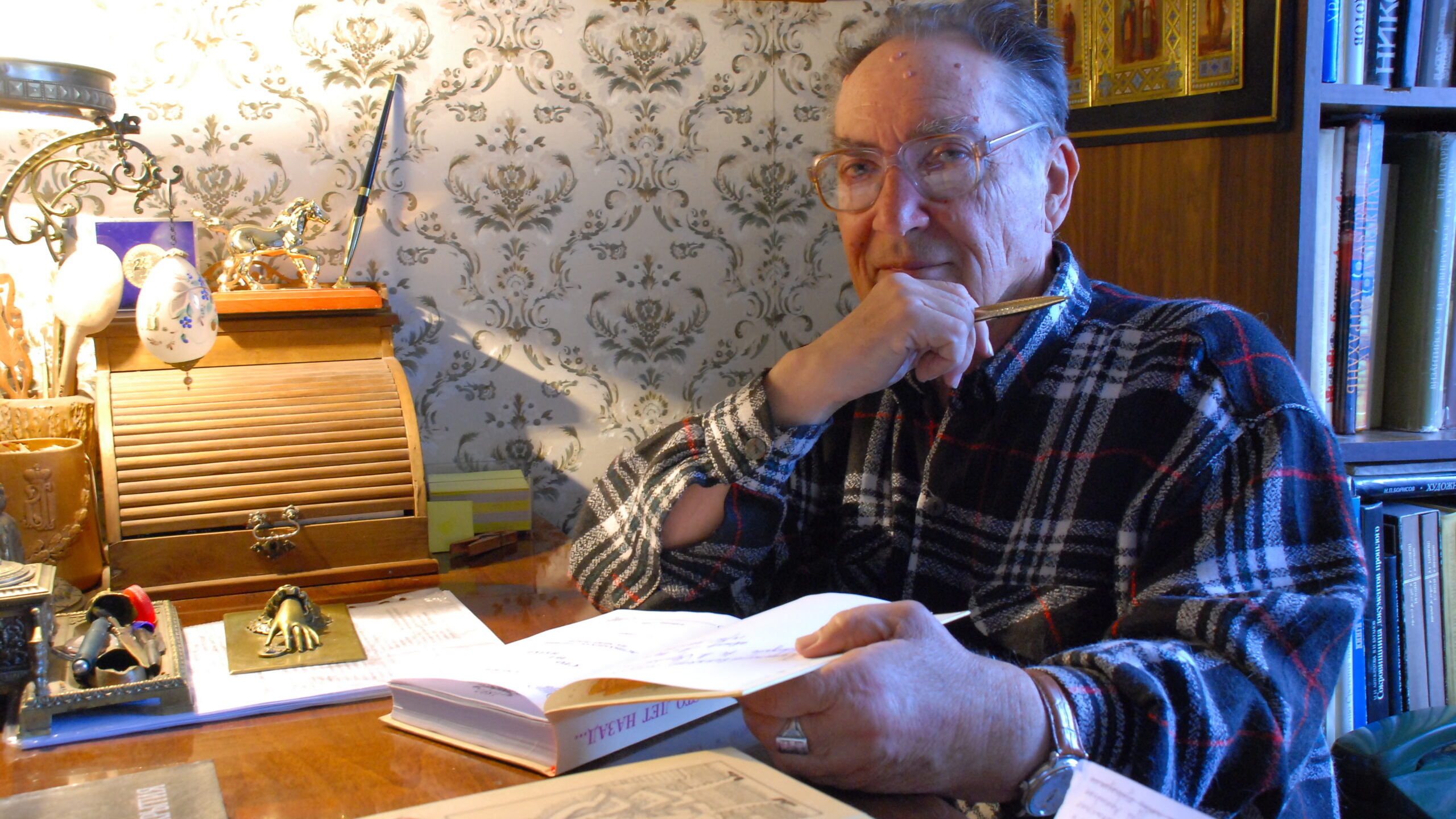 В Астрахани проведут творческую встречу с местным писателем-краеведом Марковым 