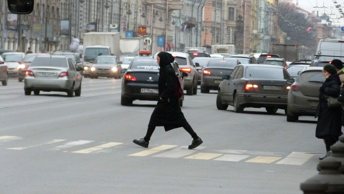В Петербурге обустроили 32 новых нерегулируемых пешеходных перехода