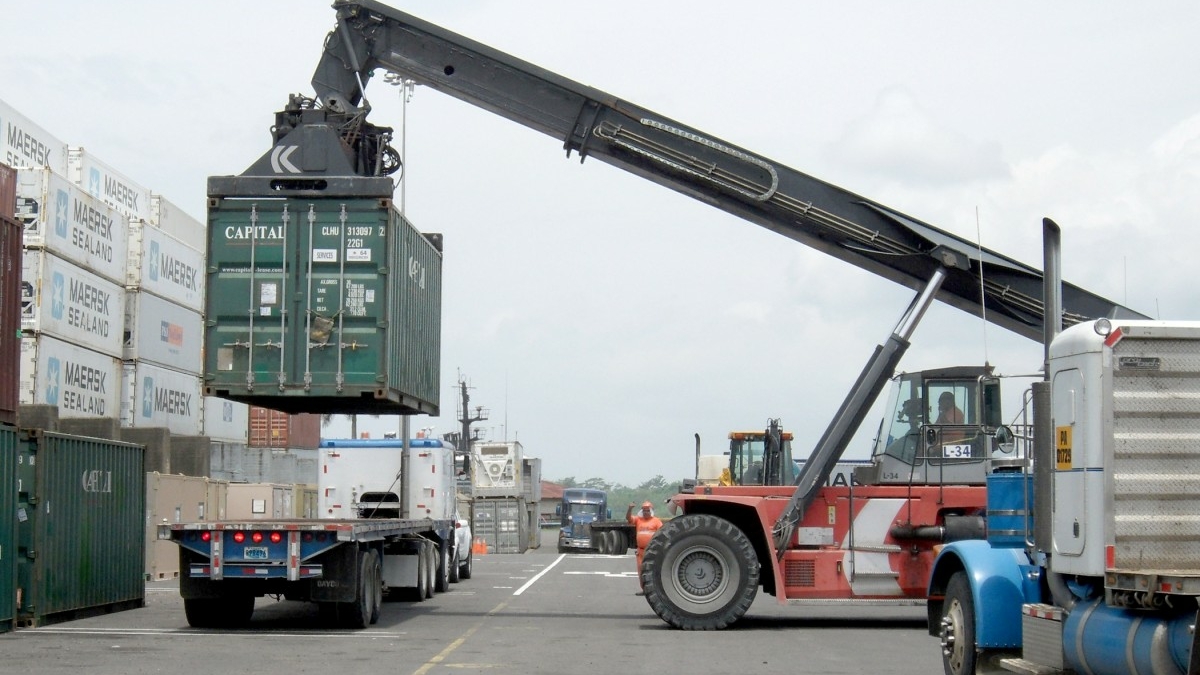 Global Ports начала обслуживать прямой контейнерный сервис из Китая