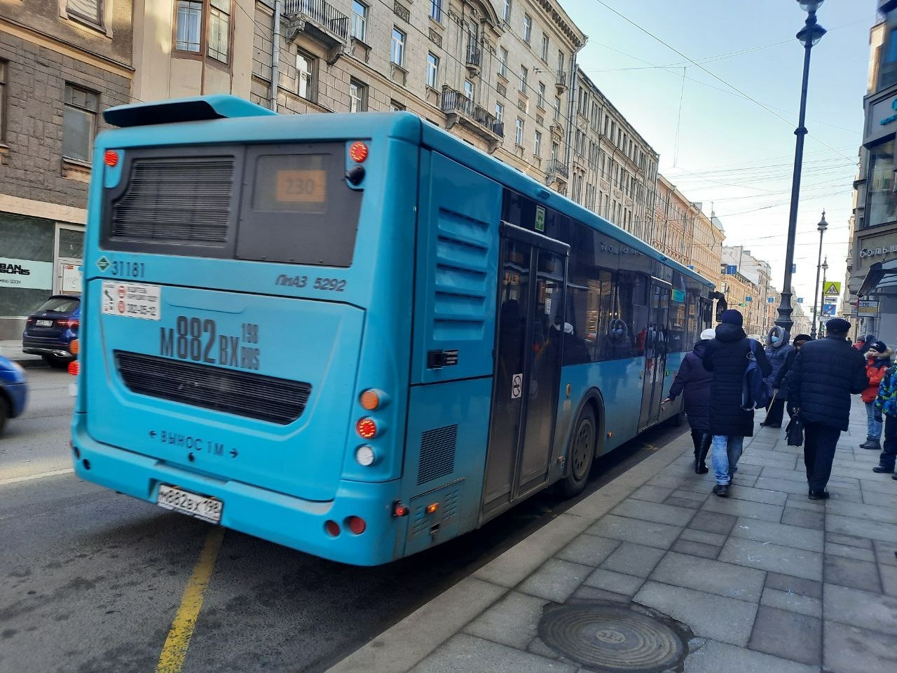 Петербургский автобус № 262 сократил интервал движения - АБН 24