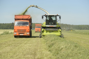 Российский АПК сократил закупки сельхозтехники